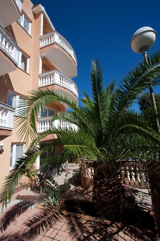 Canaria Apartment *